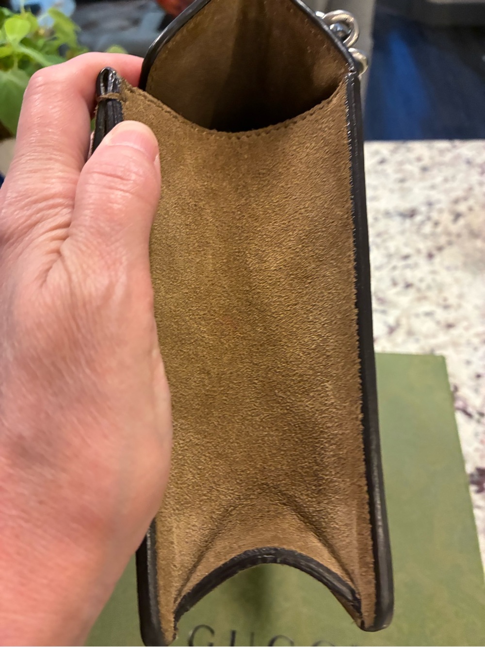 Gucci GG Supreme Canvas Shoulder Bag in tan and silver - Picture 12 of 16